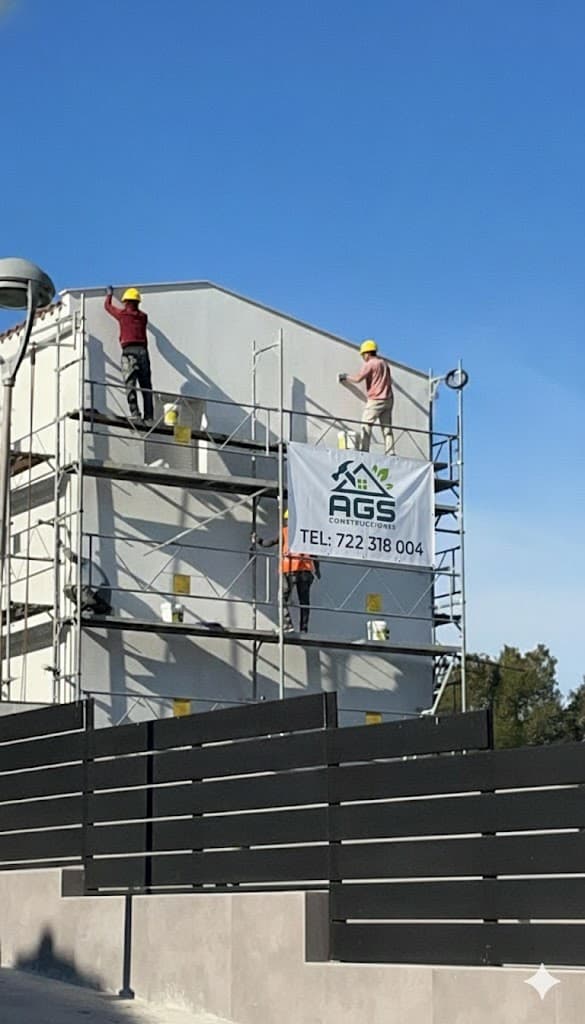 Pintura Acrílica en Fachada